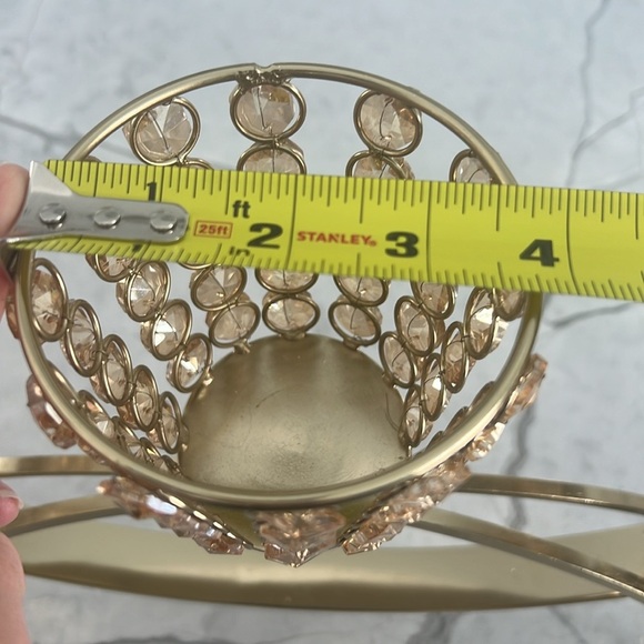 Elegant gold metal like candle holder with beautiful shiny crystal like gems - Picture 4 of 8